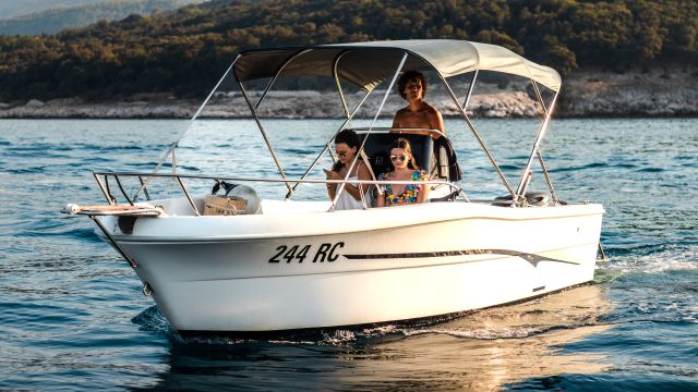Rent a Boat Vita Rabac – najam brodova i izleti 9