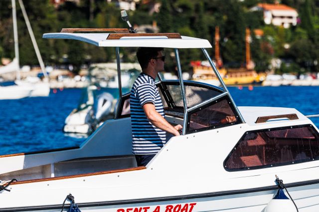 Rent a Boat Vita Rabac – najam brodova i izleti 11