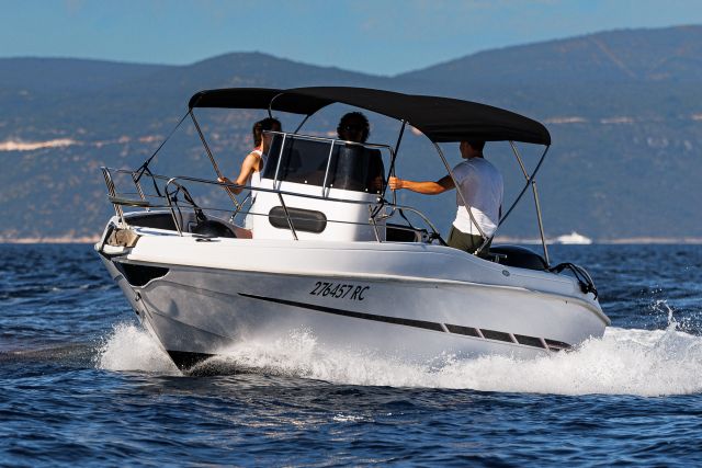Rent a Boat Vita Rabac – najam brodova i izleti 24